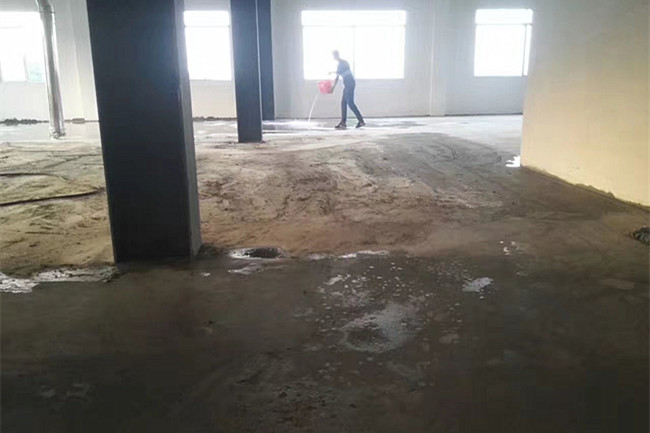 金刚砂地坪改造前